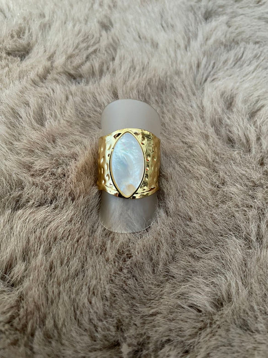 Bague Emra