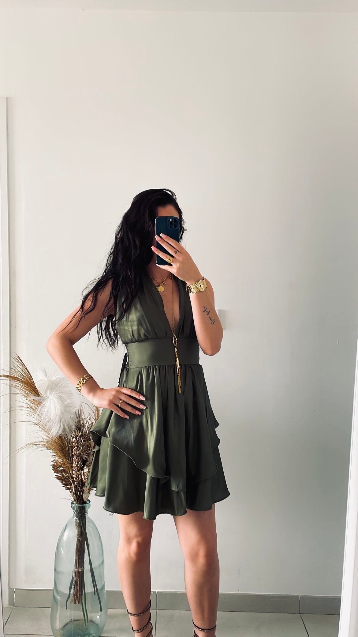 Robe encolure en V dos nu